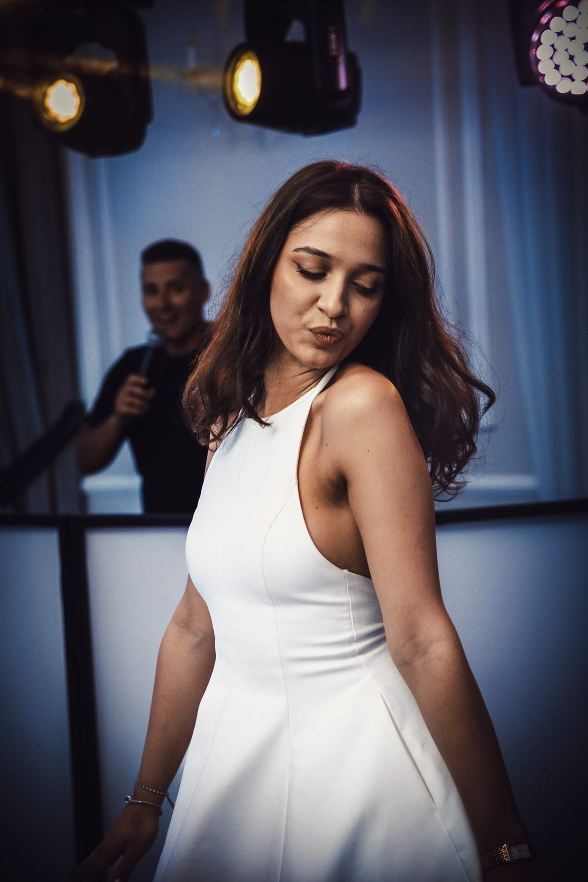 Ședință foto de 18 ani, portret în lumină de seară — fotograf Oradea (62)